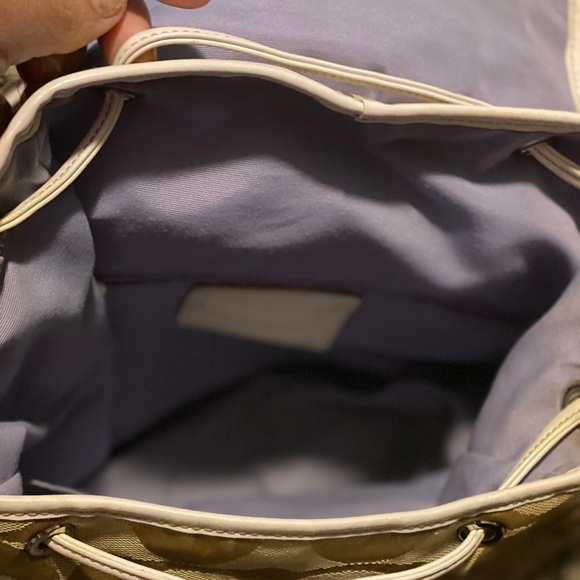 Coach - Picture 3 of 3